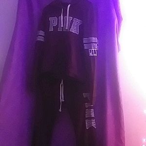 VS PINK sweatsuit